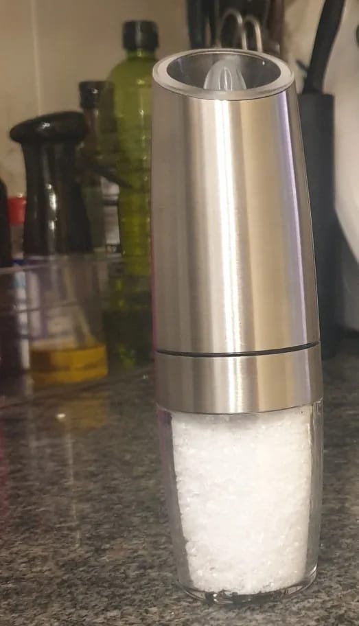 Customer photo review of Automatic Salt & Pepper Grinder Set