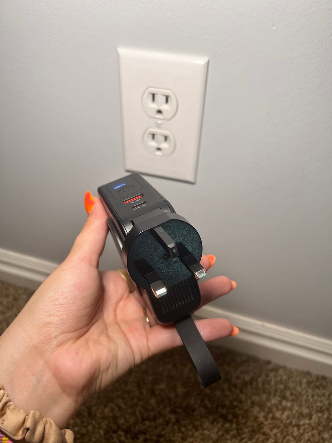 Customer photo review of TravelVolt® GO (5-in-1 Travel Charger)