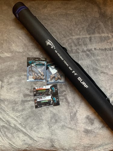 Customer photo review of Exclusive Long Shank Jig Heads 4 PACK by Fisherman's Life (1/2oz, 1oz, 1.5oz)