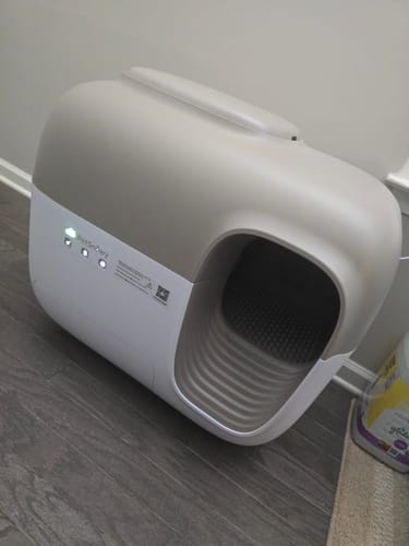 Customer photo review of Self-Cleaning Litter Box