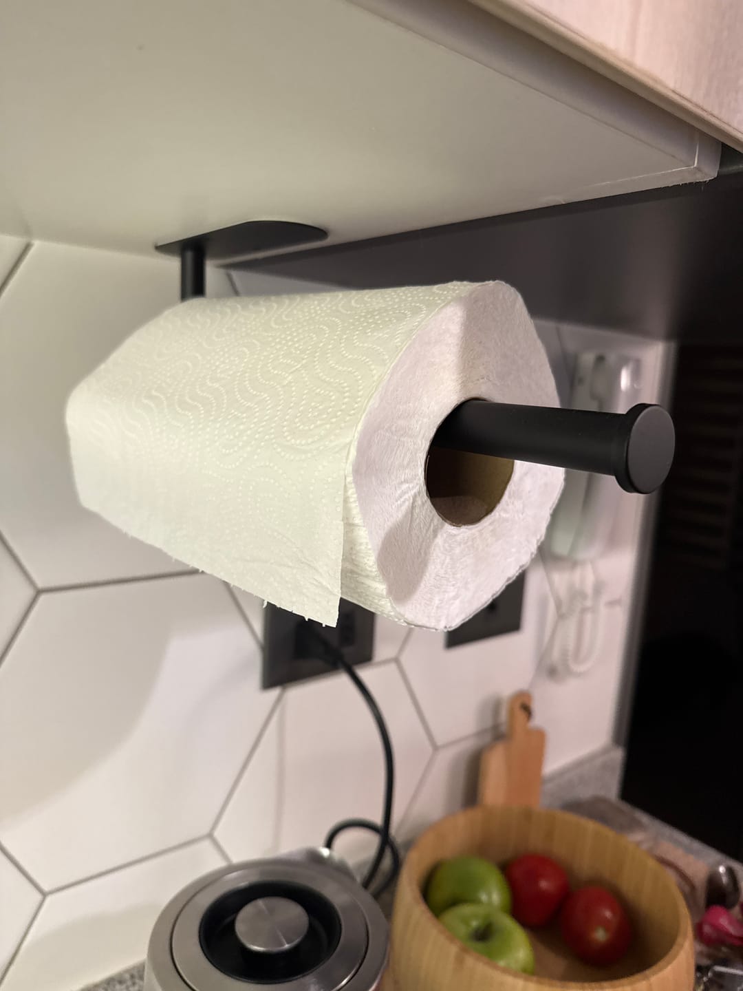 Customer photo review of Portarollos Toalla De Papel Nova De Acero Inox Autoadhesivo