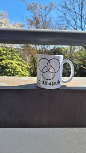 Customer photo review of TassenExpress - Becher Keramik Tasse mit Logo bedruckt 325ml Firmenlogo