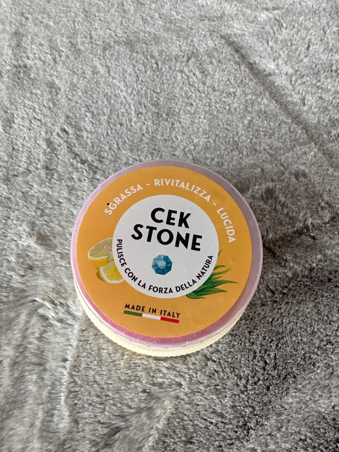 Customer photo review of CEK STONE Pasta Protettiva, Prodotto pulizia casa tutto in uno