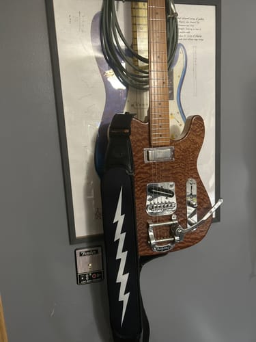 Customer photo review of Zero-Gravity Strap for Guitar & Bass