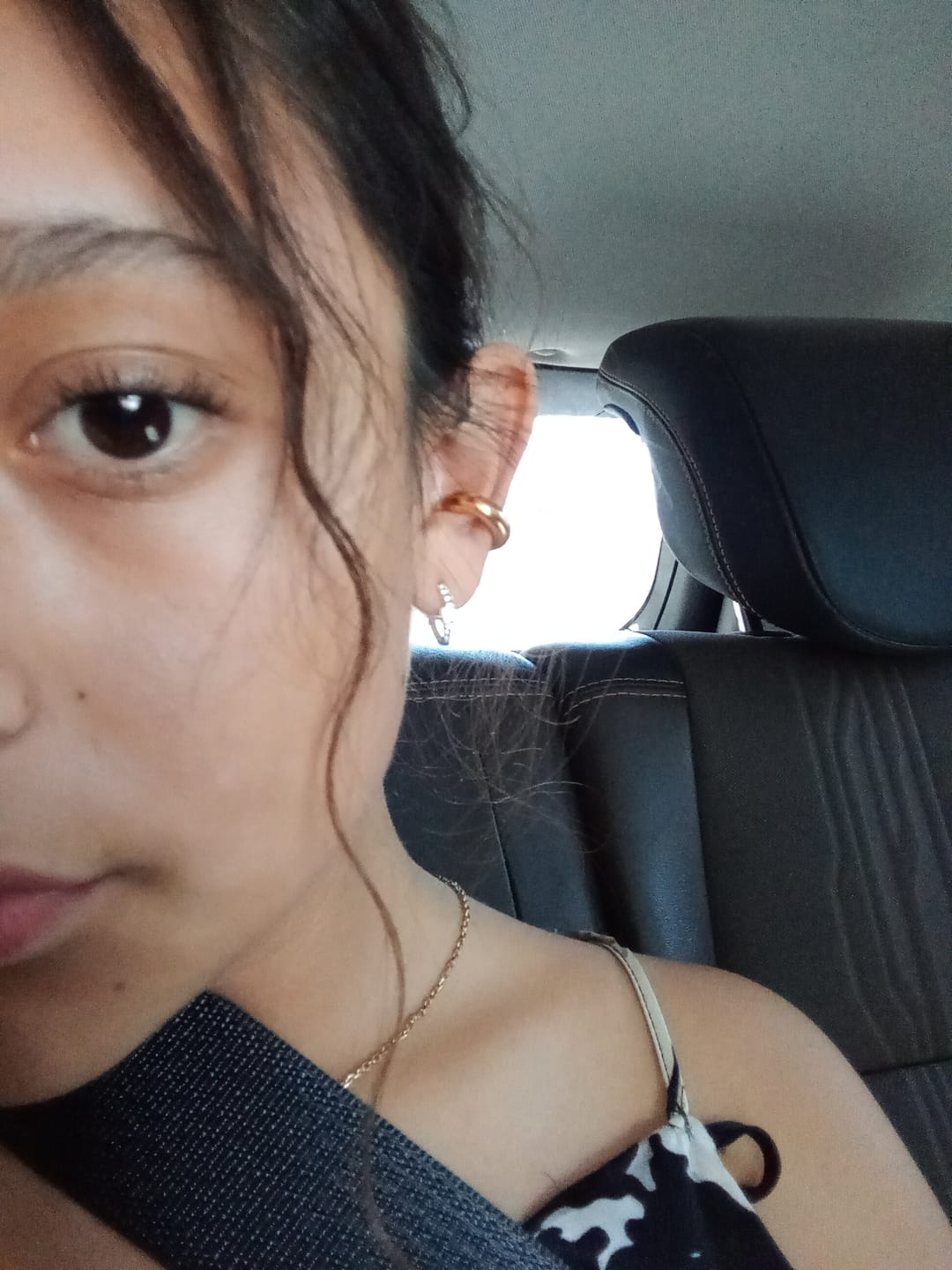 Customer photo review of Chunky Ear Cuff