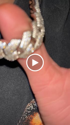 Customer video review of VVS Cuban Link Chain 14K Gold (ALL SIZES)