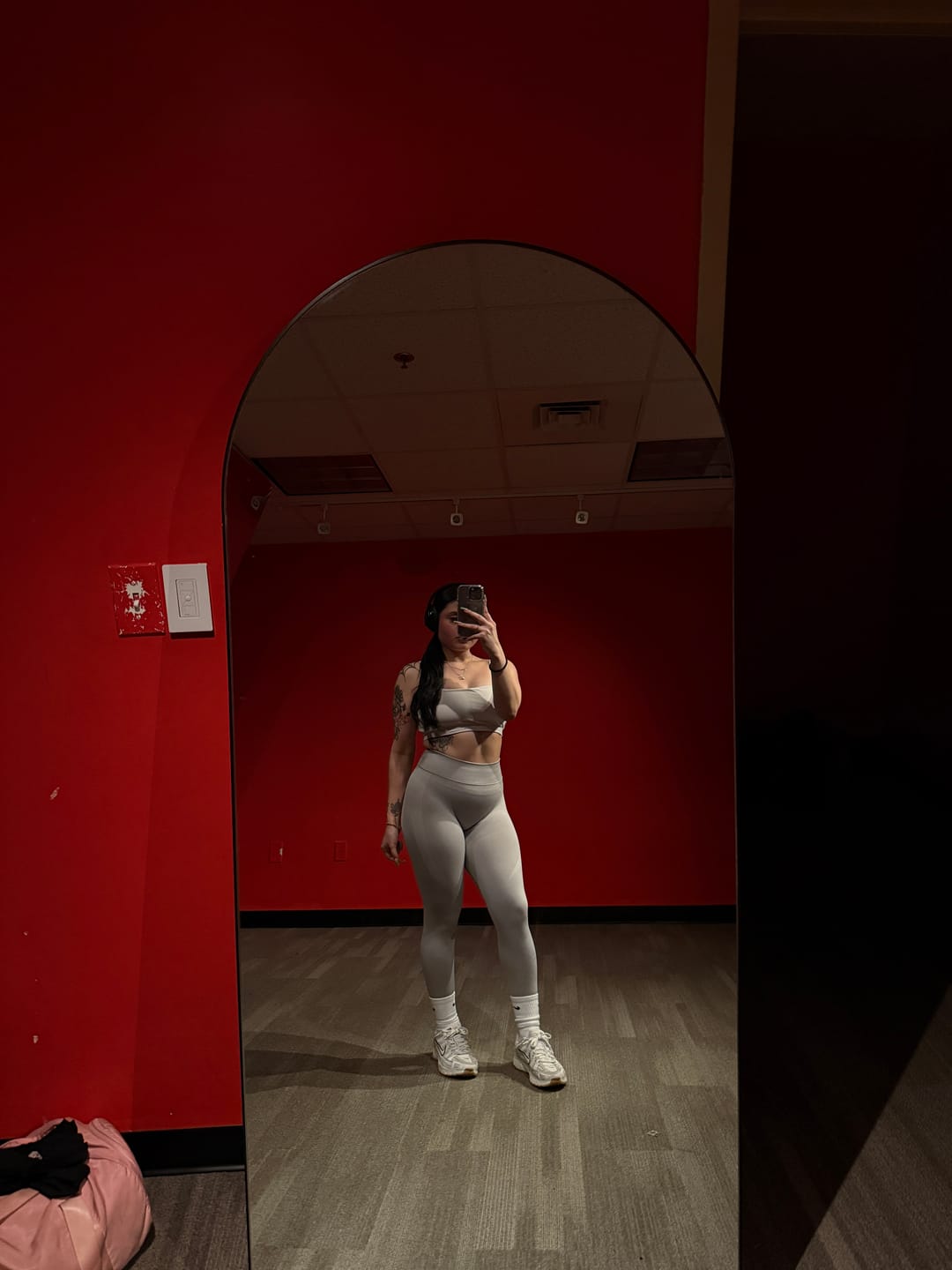 Customer photo review of W252 Curve hourglass Leggings