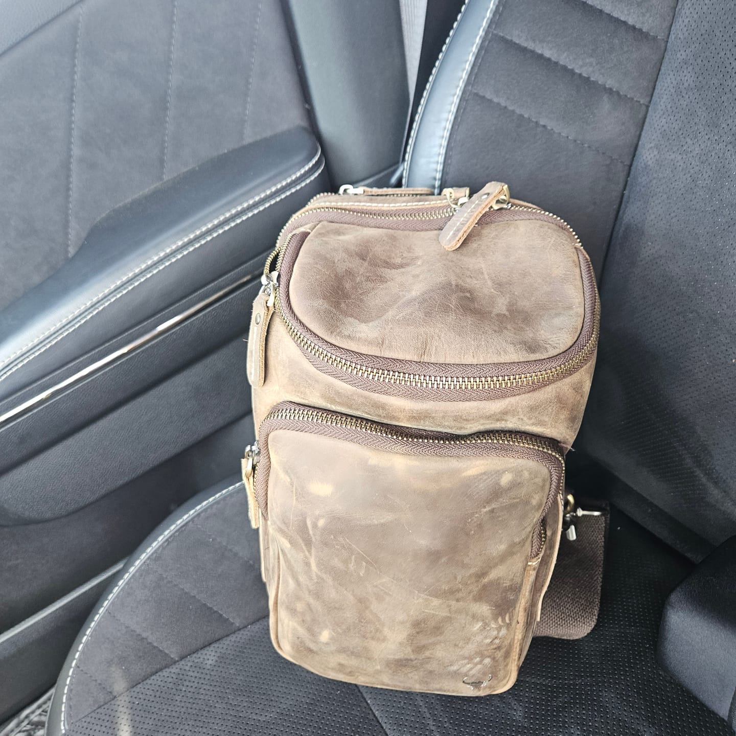 Customer photo review of Tabasco Buffalo Leather Sling Bag