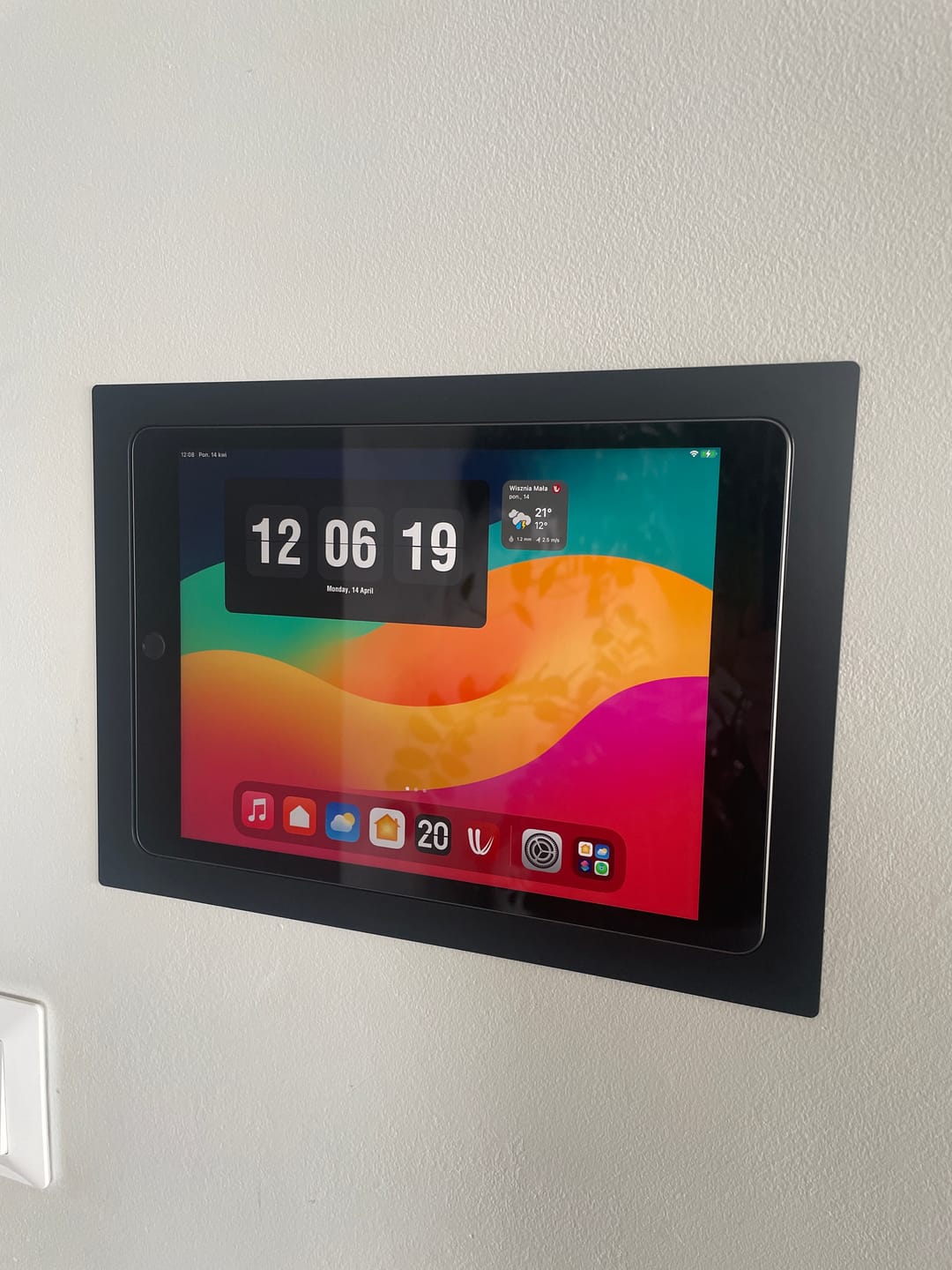 Customer photo review of SimpliDock® Replacement Faceplate
