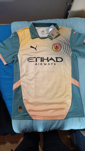 Customer photo review of MAGLIA MANCHESTER CITY SPECIAL EDITION 2024/25