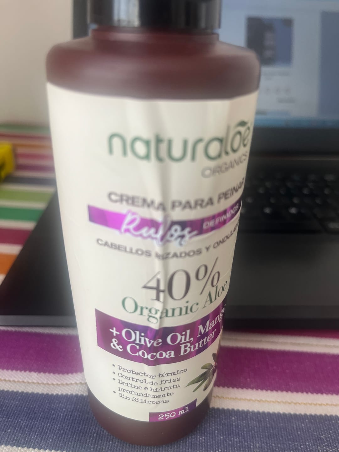Customer photo review of Crema de Peinar Rulos Definidos 250ml