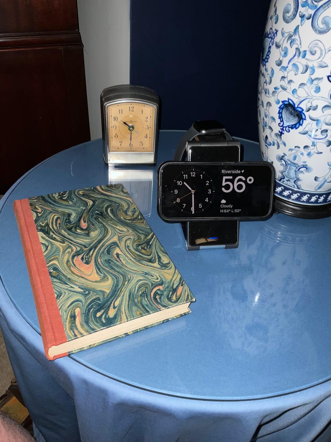 Customer photo review of PASSPORT - WIRELESS CHARGING STATION