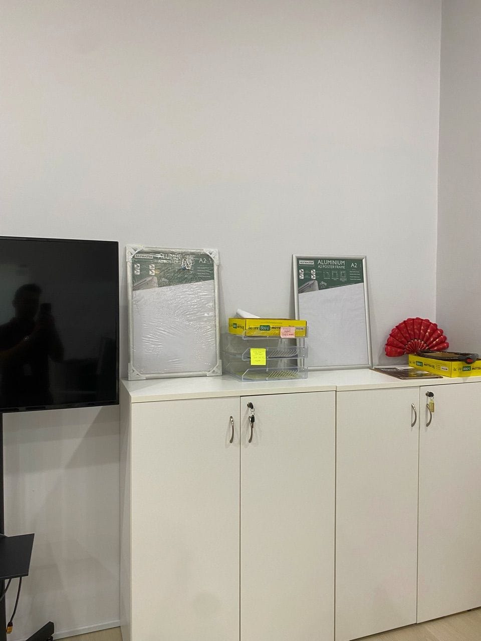 Customer photo review of ALUMINIUM A2 SUPER SLIM SNAP POSTER FRAME PF-FPF-02A PF-FPF-02B AND PF-FPF-02C ALUCLASS