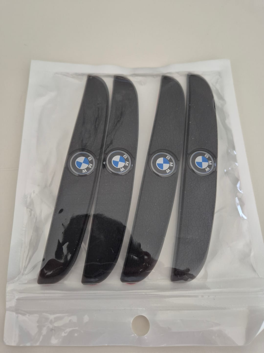 Customer photo review of Stoß- und kratzfeste Türschutzleisten (4 Stück)