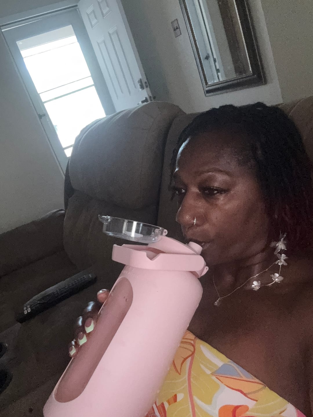 Customer photo review of MIGHTY VESSEL™ SHATTER-RESISTANT GLASS WATER BOTTLE | 64 OZ