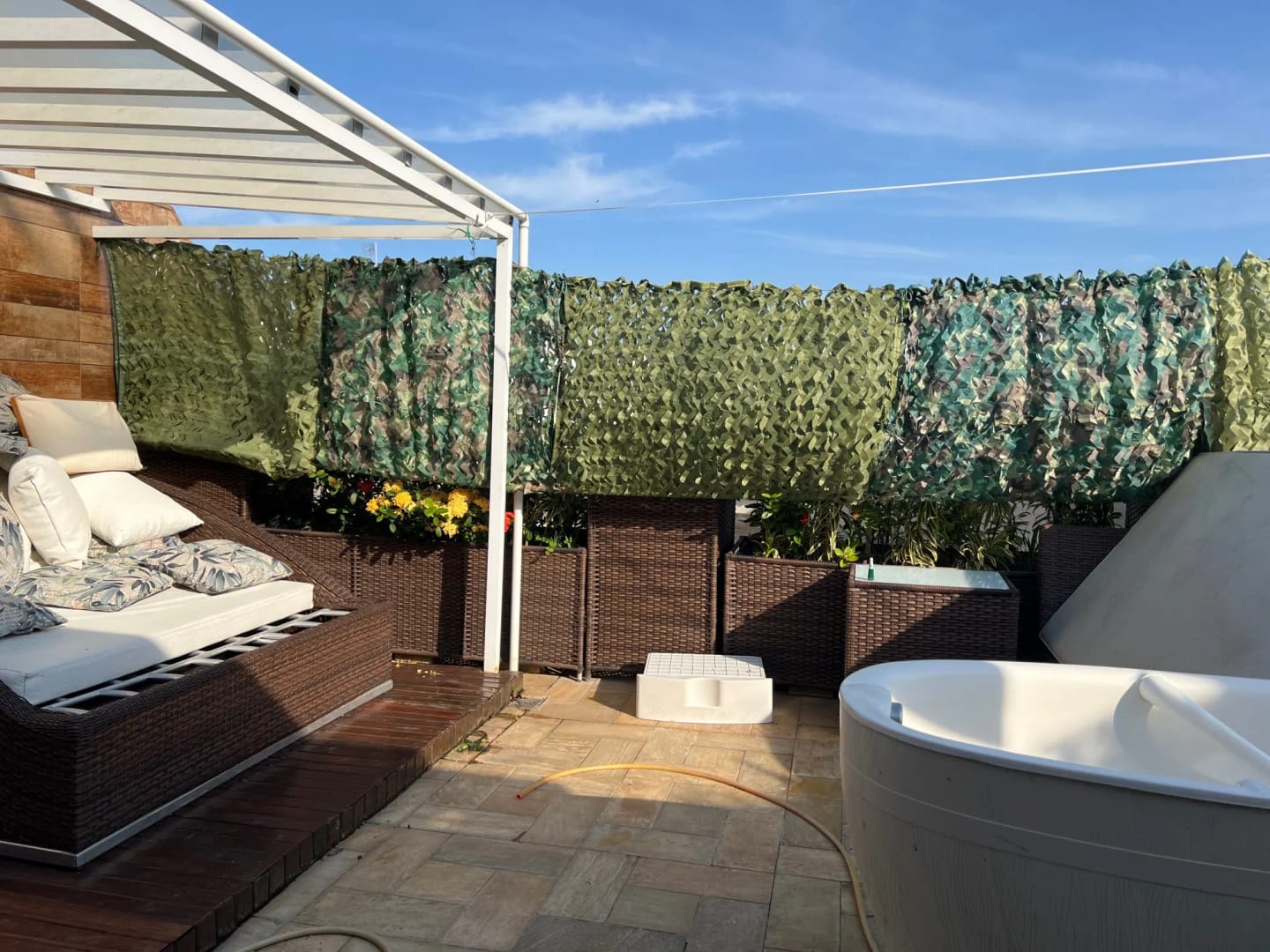 Customer photo review of Camouflagenet wit/blauw/beige – 1.5x1m tot 4x5m schaduwdoek voor tuin, camping & camouflage