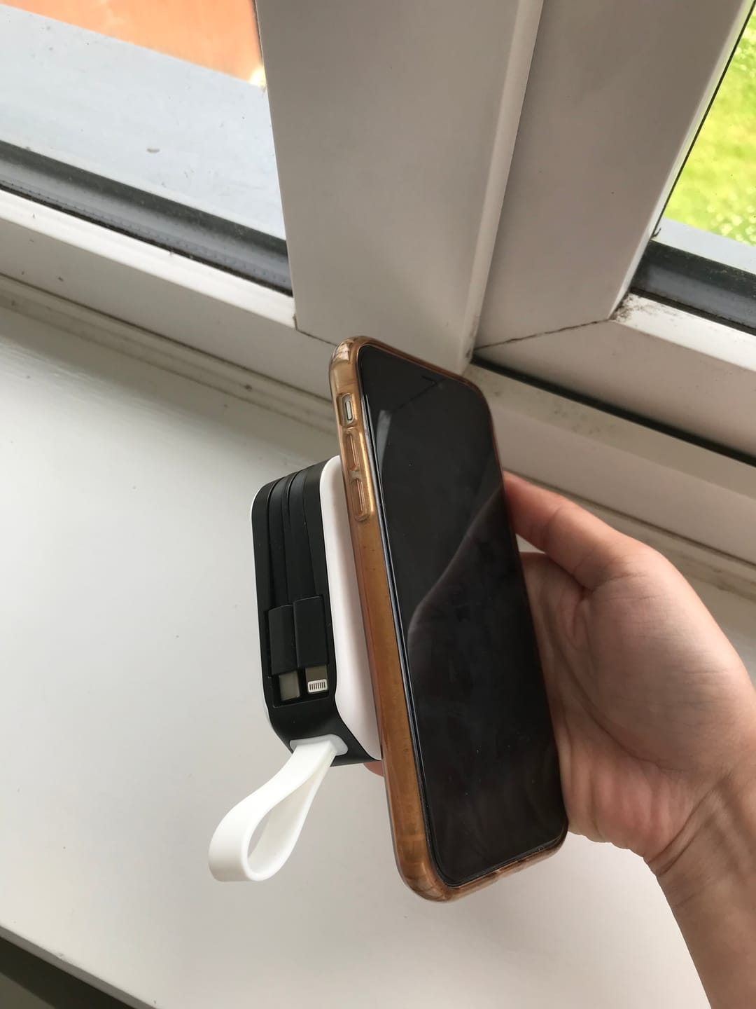 Customer photo review of TravelVolt® GO (5-in-1 Travel Charger)