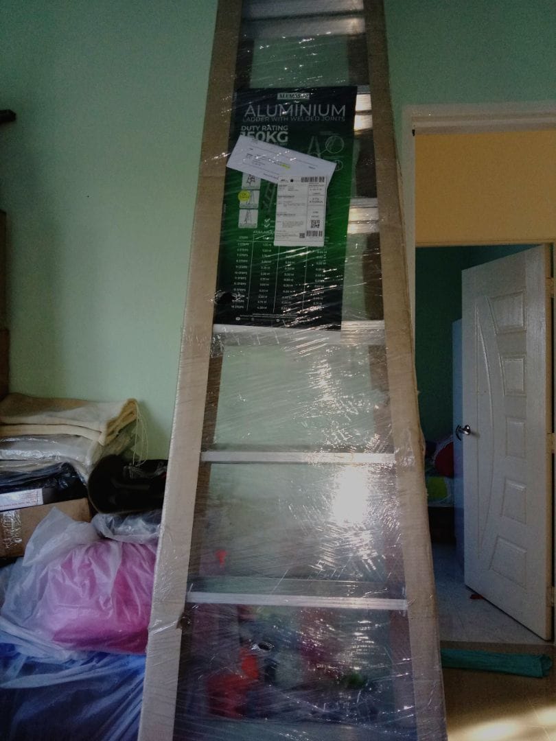 Customer photo review of ✨READY STOCK✨Alumaster Heavy Duty Aluminium Welded Ladder (12 Steps Double Side) AL-DWL70-12S ALUCLASS