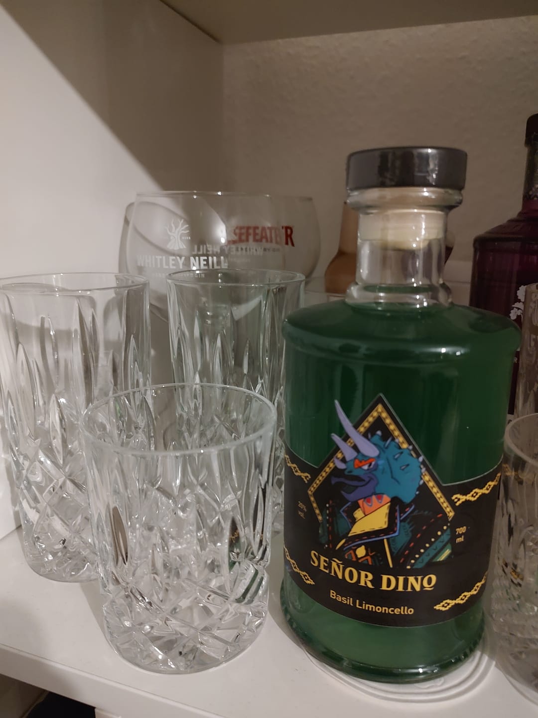 Customer photo review of Señor Dino – Basilikum Limoncello (700 ml)