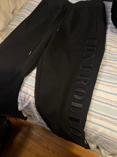 Customer photo review of Blackout Shadow Sweatpants