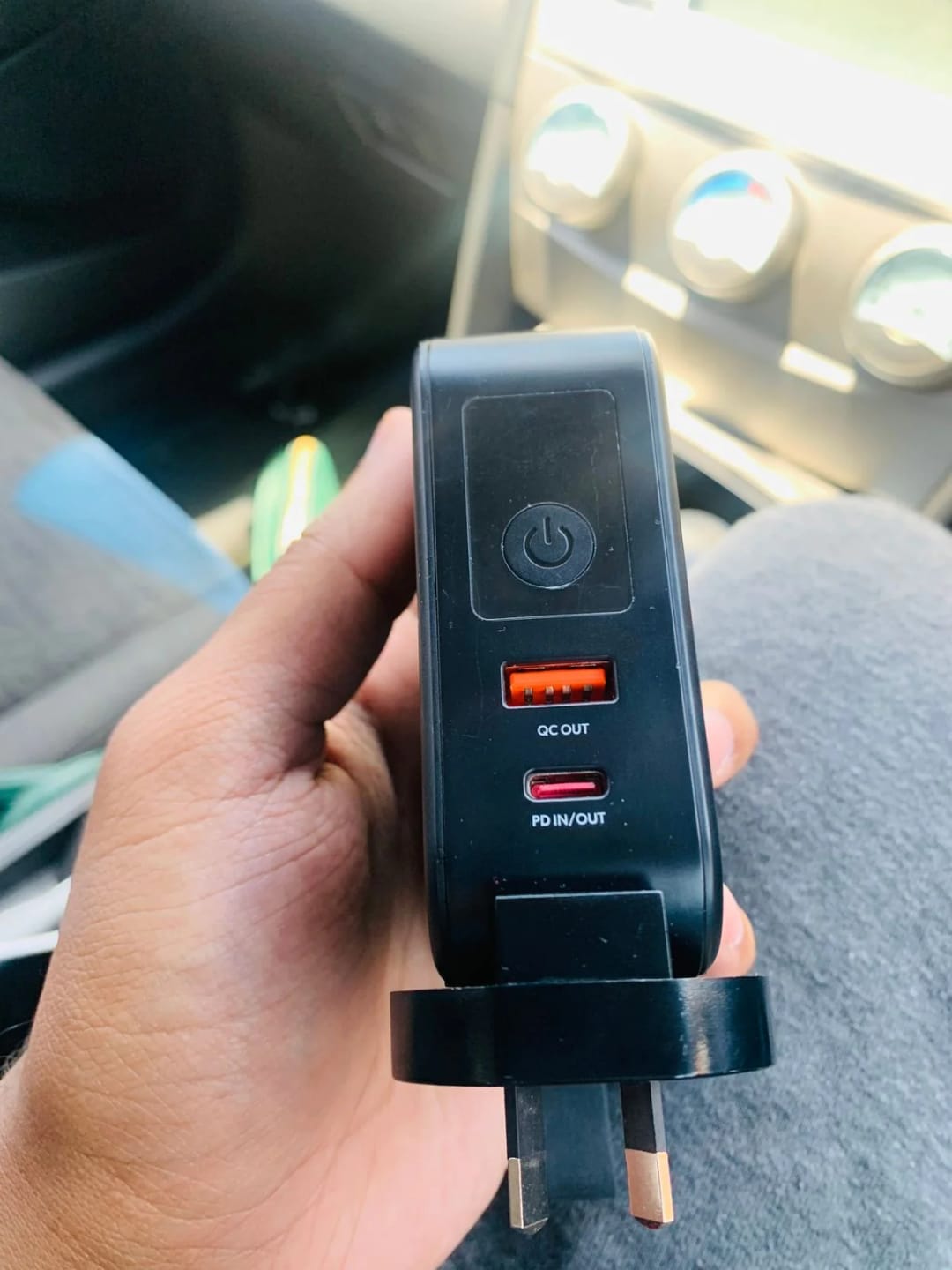Customer photo review of TravelVolt® GO (5-in-1 Travel Charger)