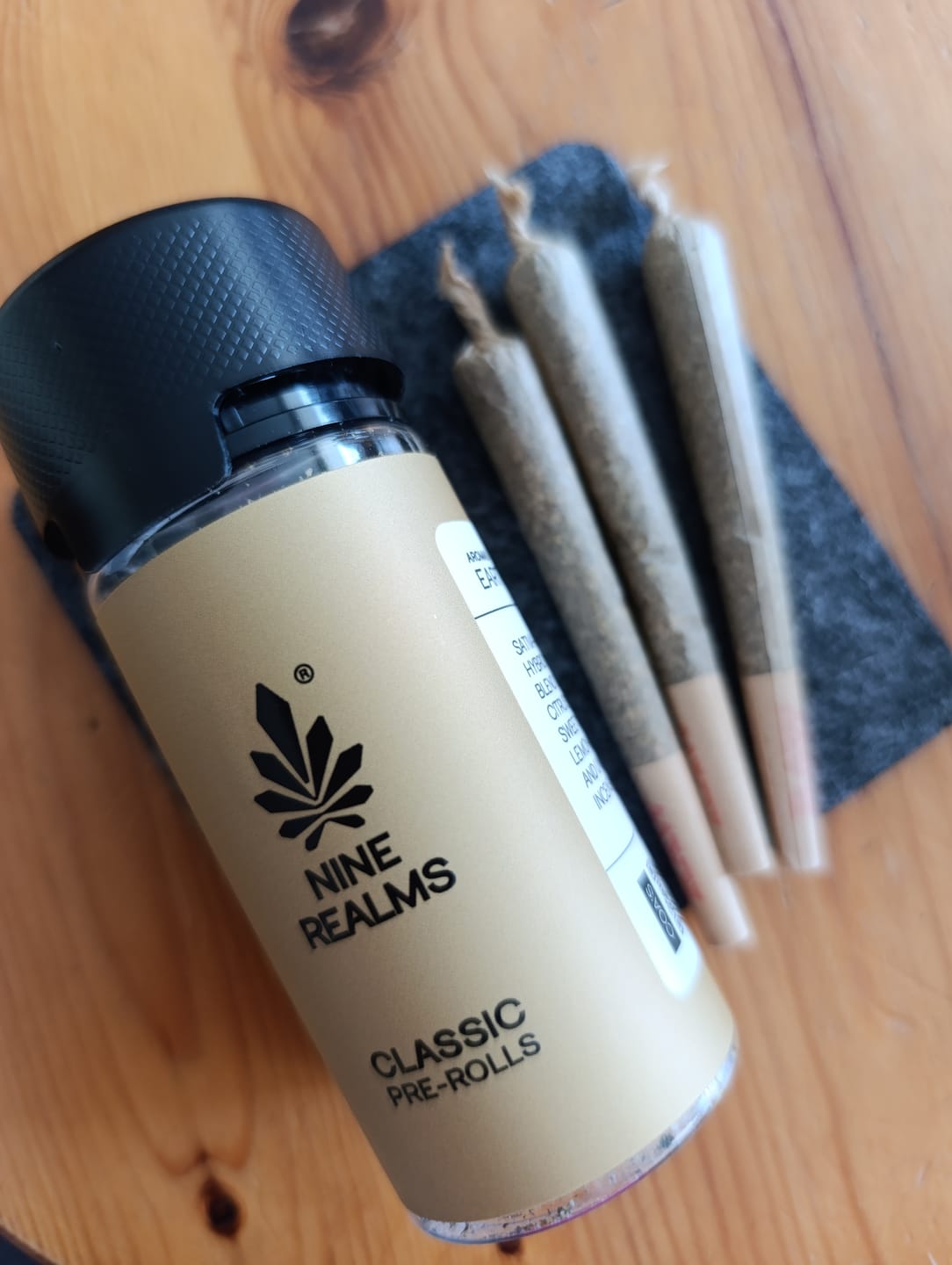 Customer photo review of CLASSIC PRE-ROLLS (40% 10-HC)