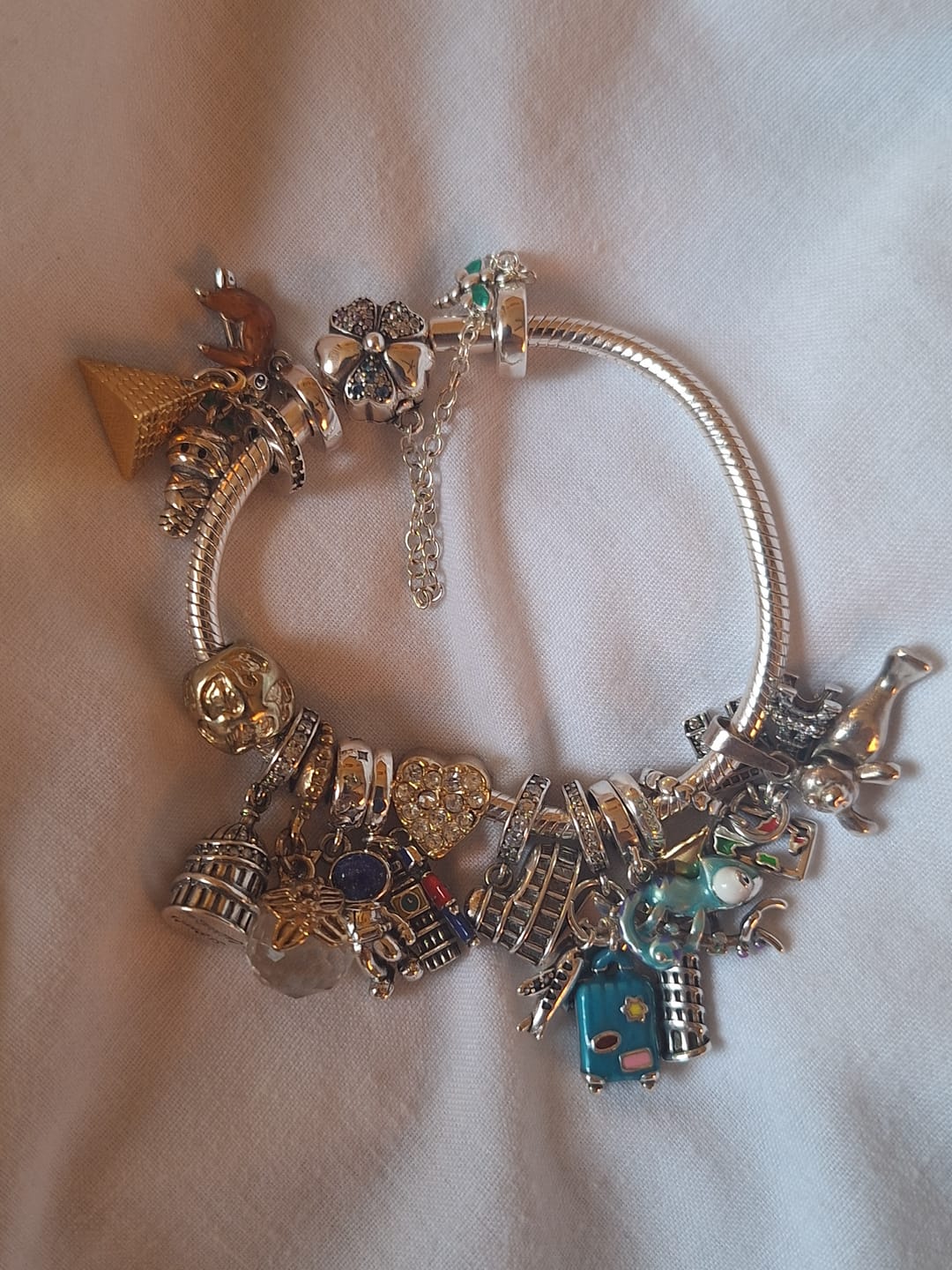 Customer photo review of Pulsera Trébol y Libélula