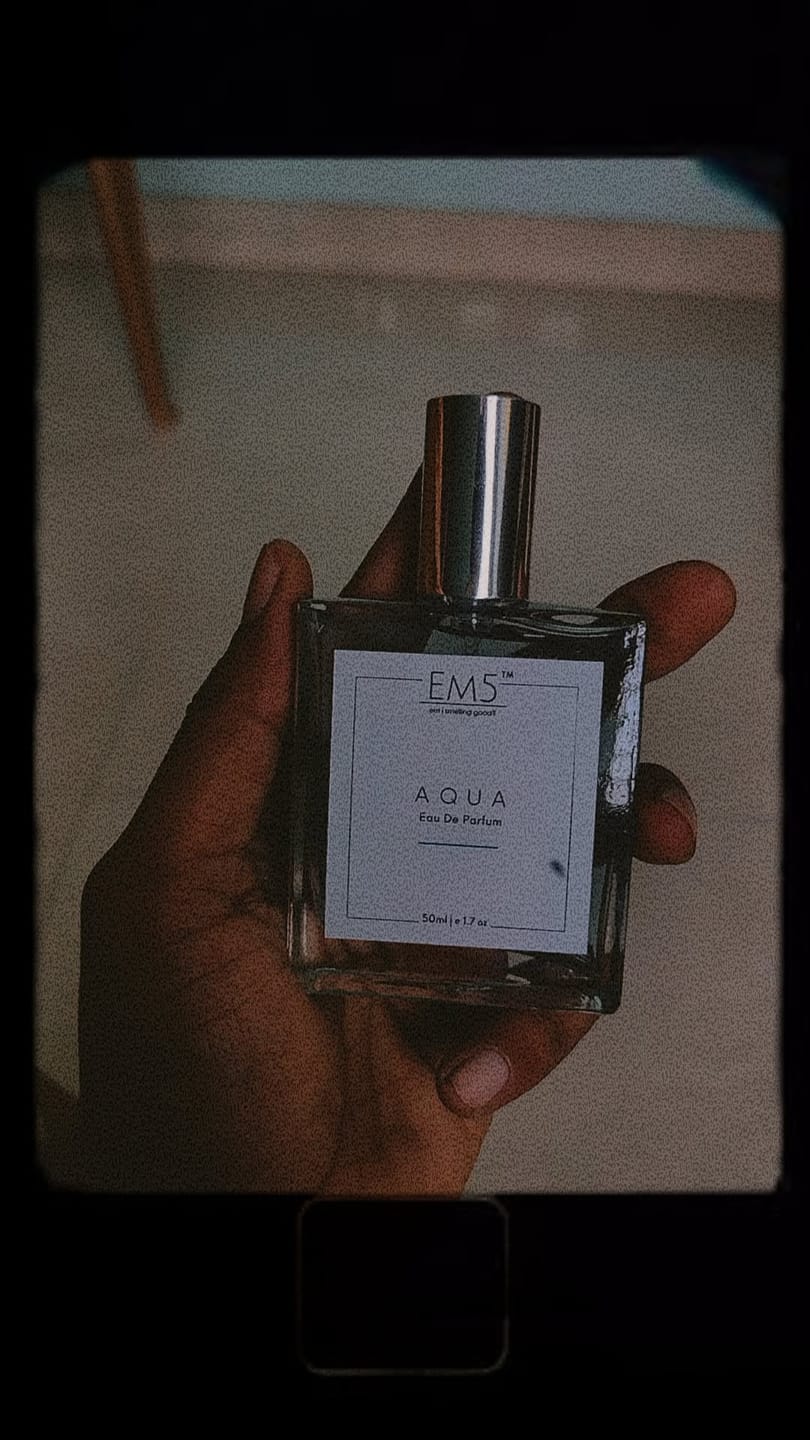 Customer photo review of EM5™ Aqua Perfume EDP Spray for Men | Aromatic Fresh Spicy Fragrance Accords | Luxury Gift for Him | Variants Available: 50 ml Spray / 15 ml Spray