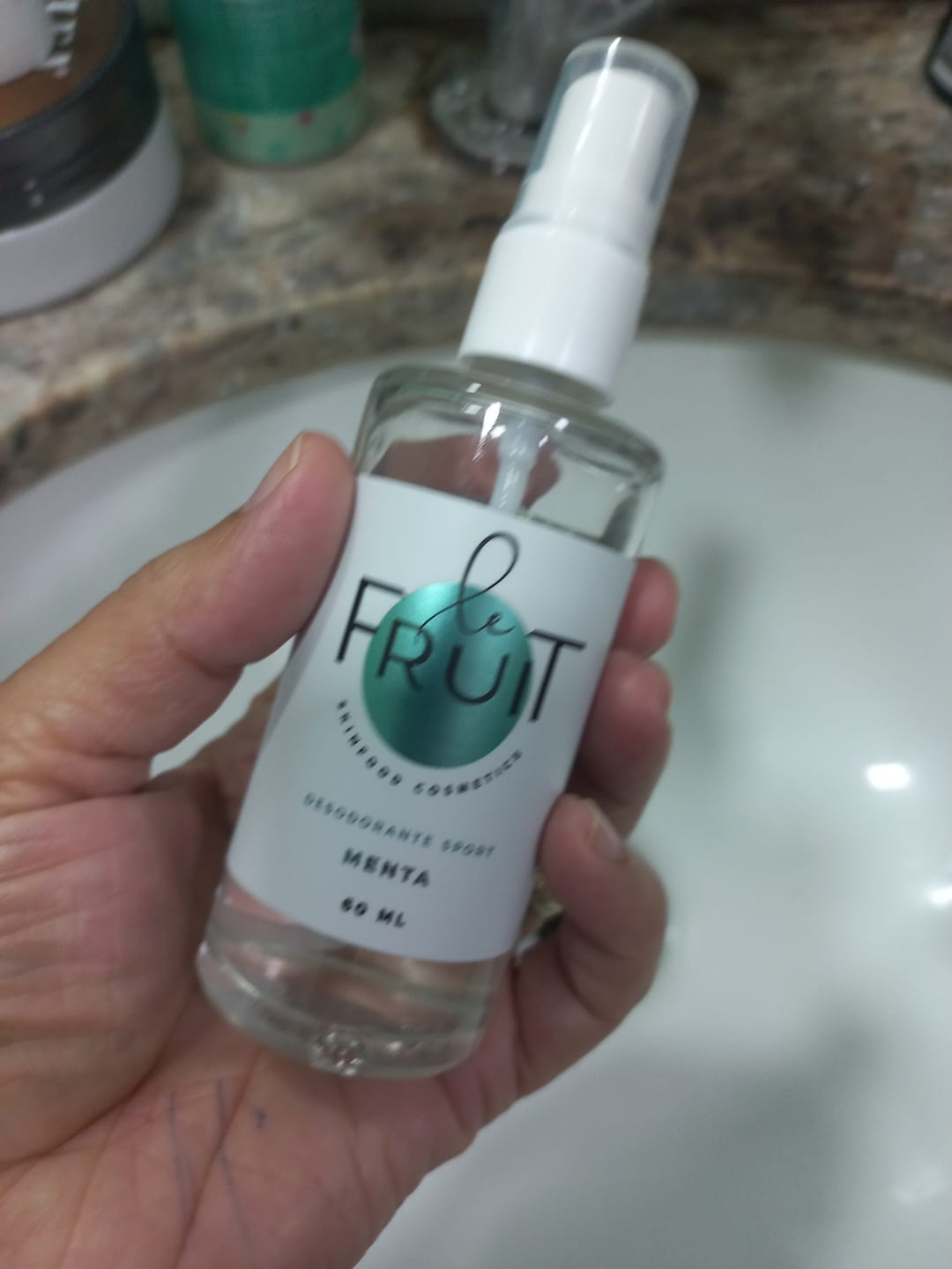 Customer photo review of Desodorante Sport