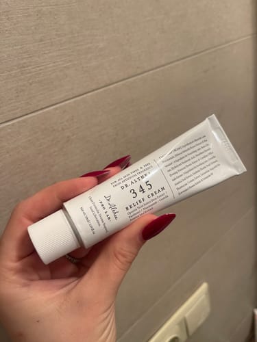Marija T. review of Nomierinošs krēms ar resveratrolu Dr. Althea 345 Relief Cream image 1 out of 1