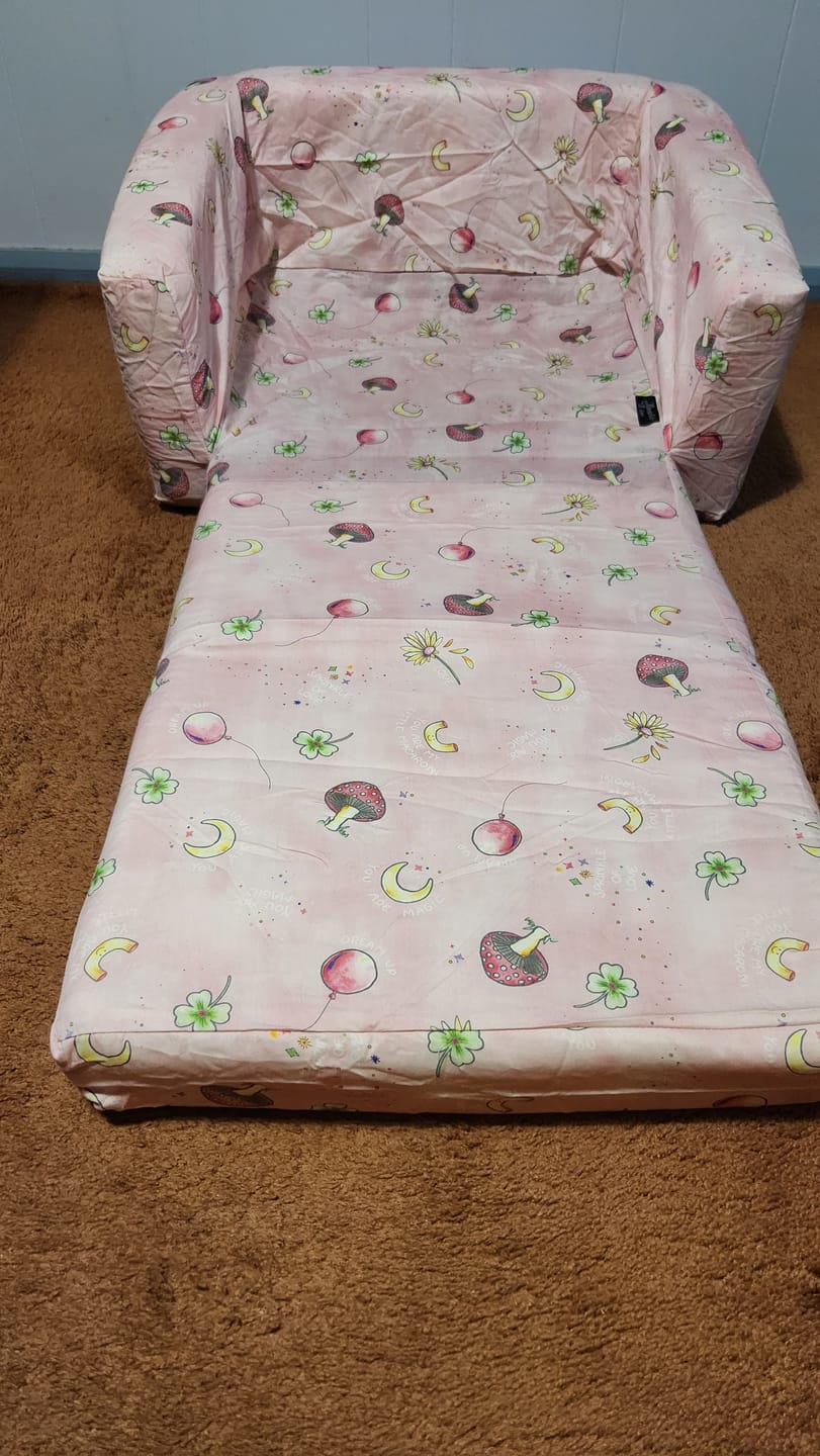 Customer photo review of Power of Positivity Toddler Couch Cover