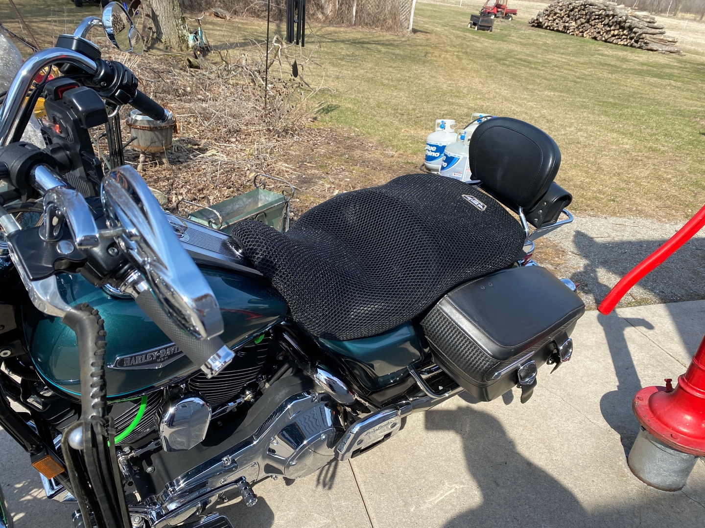 Wind Rider mesh seat cover on a Harley Davidson Electra Glide Classic