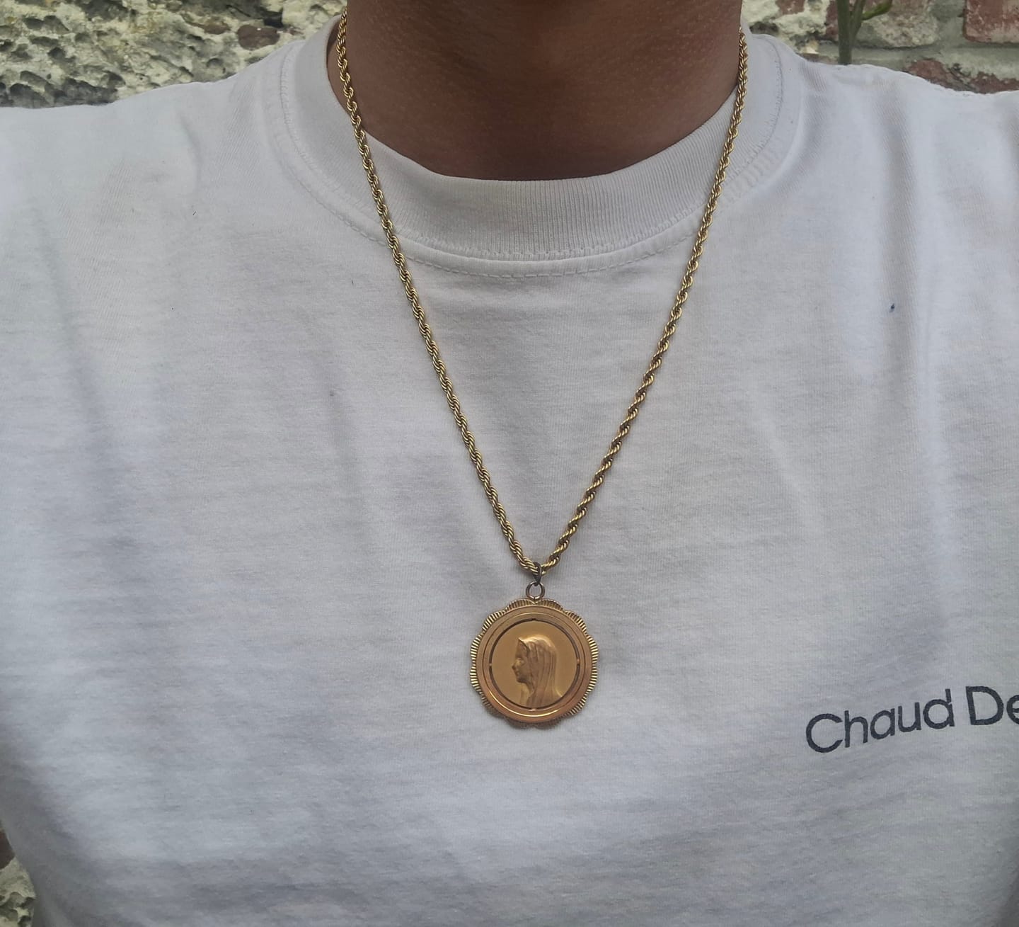 Customer photo review of CLEAN ROPE CHAIN. - 3MM GOLD