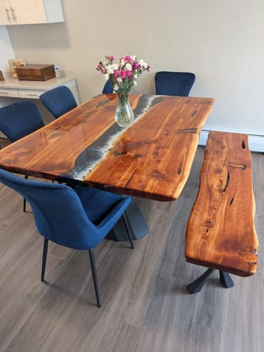 Customer photo review of 413 Ramo 28" Single Table Leg