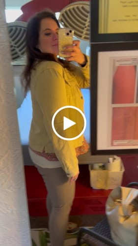 Customer video review of Neutral Side Slit Jacket