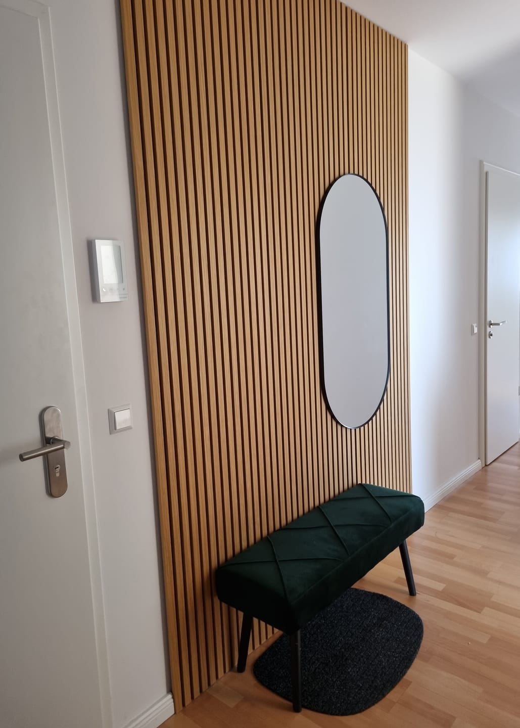 Customer photo review of Akustikpaneele Rustikale Eiche - 300 cm x 60 cm