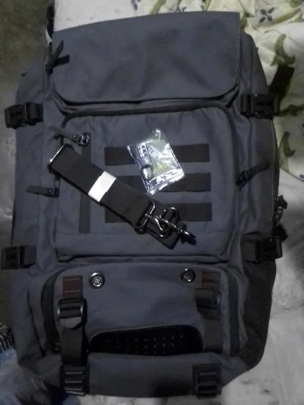 Customer photo review of Sac à Dos Voyage Imperméable 50L