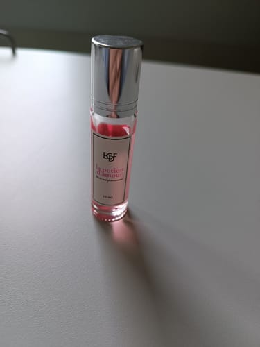 Customer photo review of Elixir Aux Phéromones.