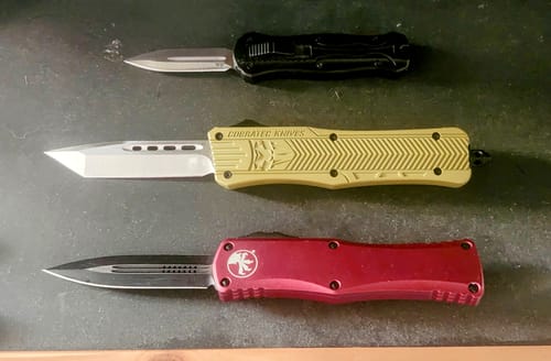 Customer photo review of VT Black Rocket Mini OTF Knife