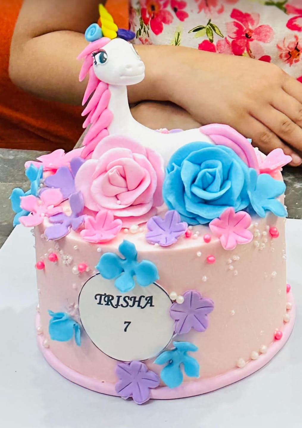 Customer photo review of Unicorn Lush Hair Cake