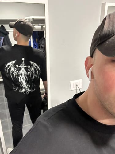 Customer photo review of ROUGH CUT OVERSIZE T-SHIRT