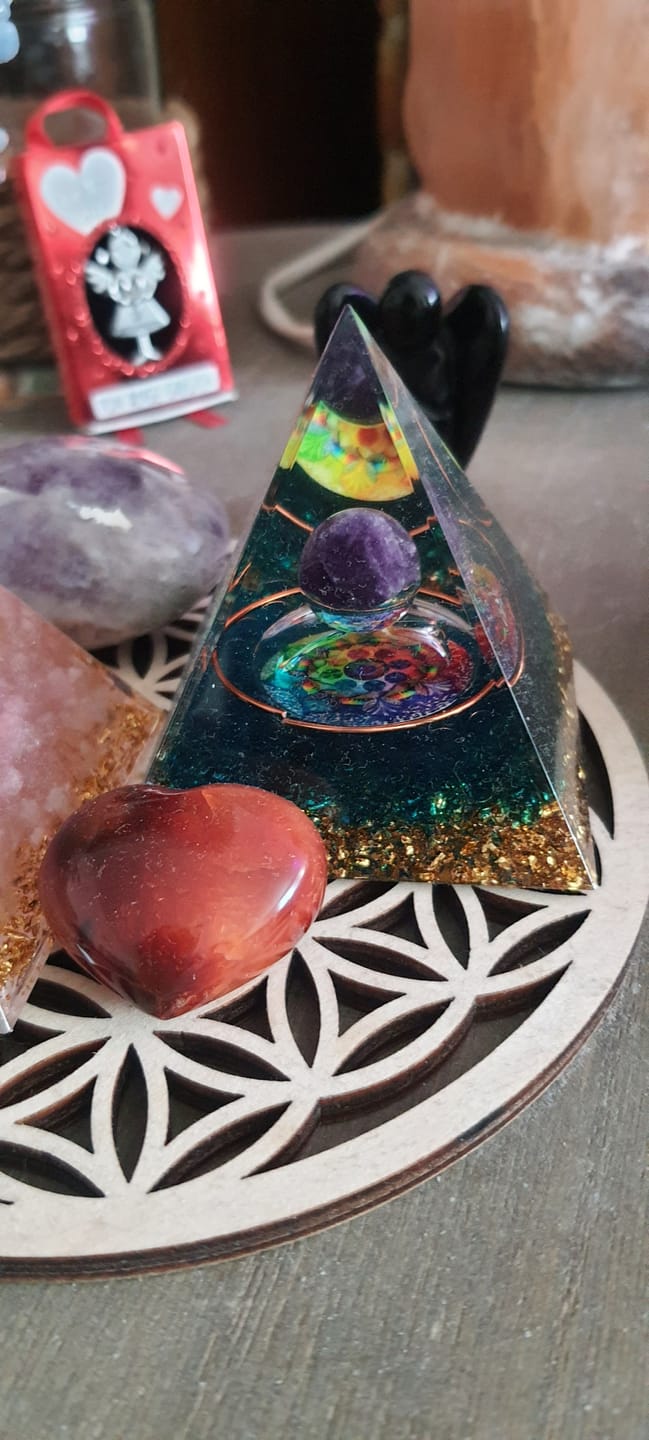 Customer photo review of Orgonite "Abondance & Protection" en Améthyste & Quartz Bleu