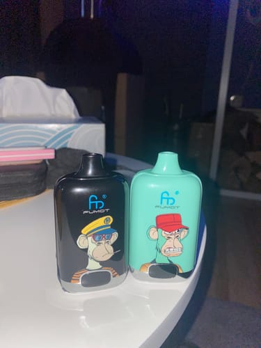 Customer photo review of ORIGINAL RANDM DIGITAL BOX 12000 Vape