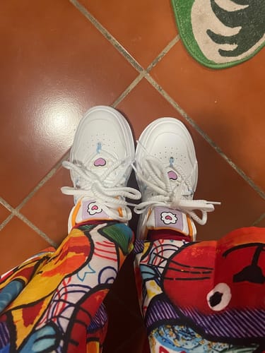 Customer photo review of HK Snowy Lace Sneaker