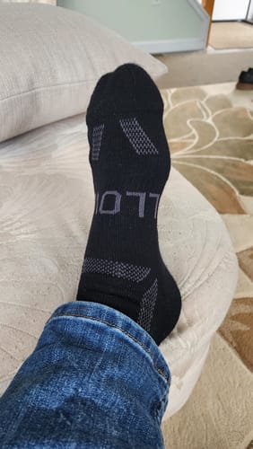 Customer photo review of Men's Alpaca Socks