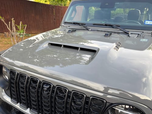 Customer photo review of 392 JL Hood Vent OEM Painted