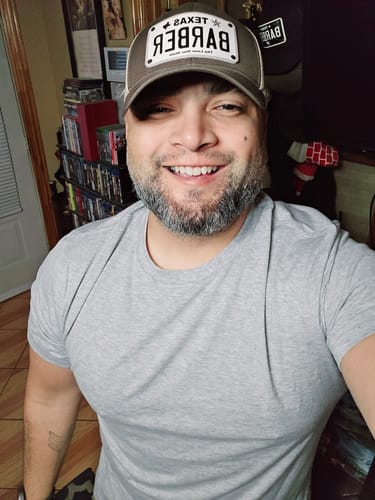 Customer photo review of Texas White Plate Hat