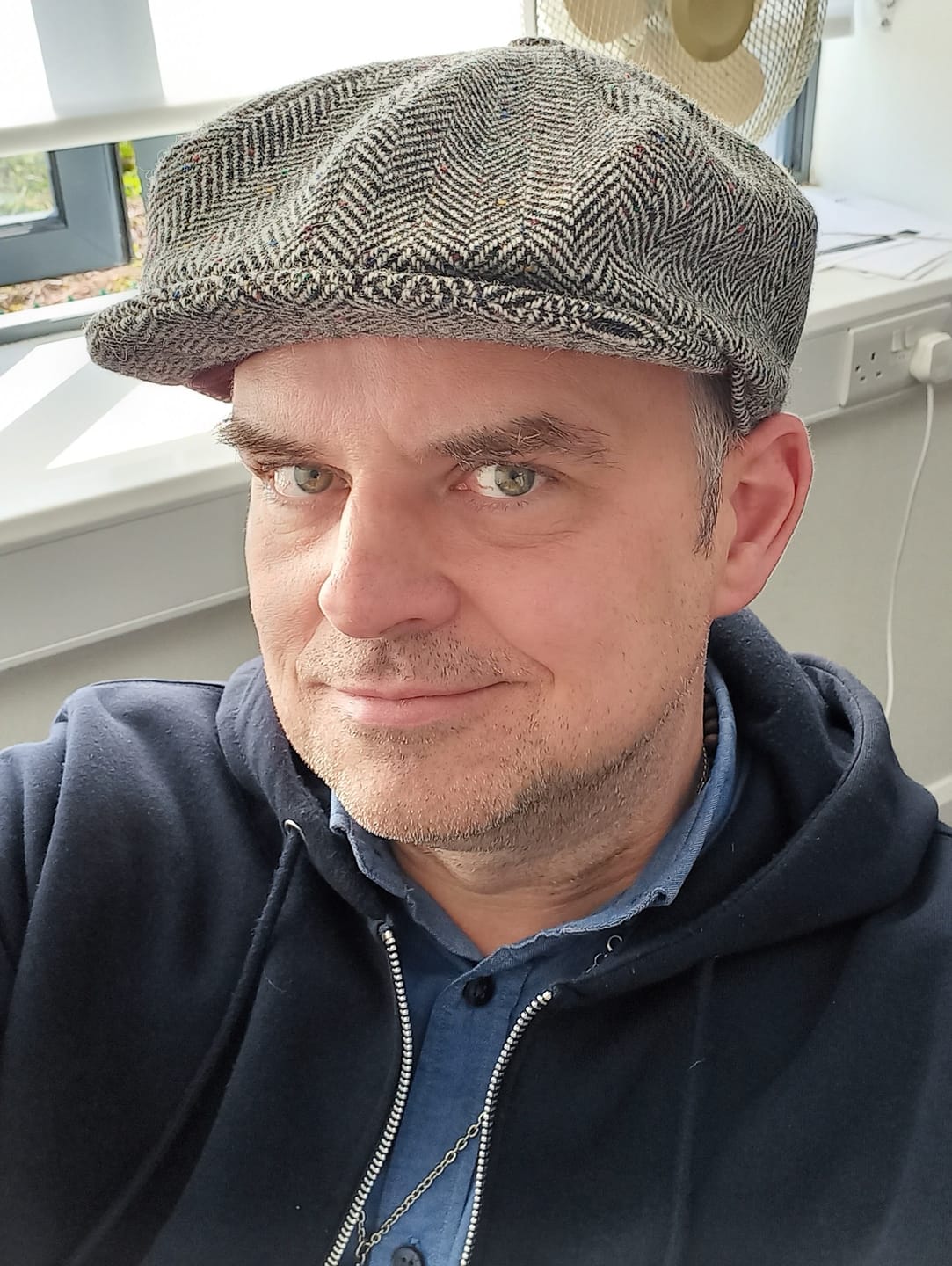 Customer photo review of Connery Cap Tweed