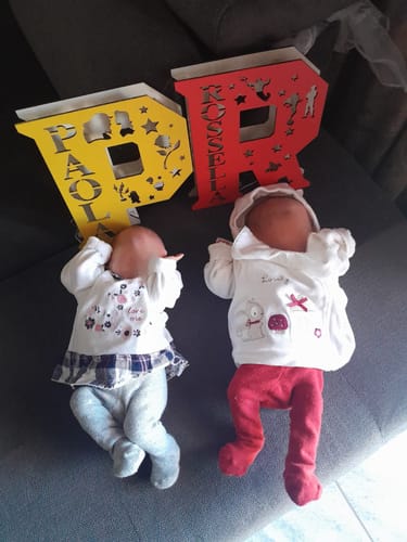 Customer photo review of Lampada lettera personalizzata in legno con favole