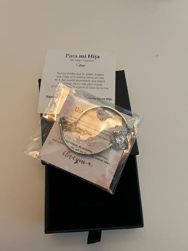 Customer photo review of Collar eterno ®  + Pulsera a juego + Dedicatoria por el Día de la Madre + [Anillo GRATIS]